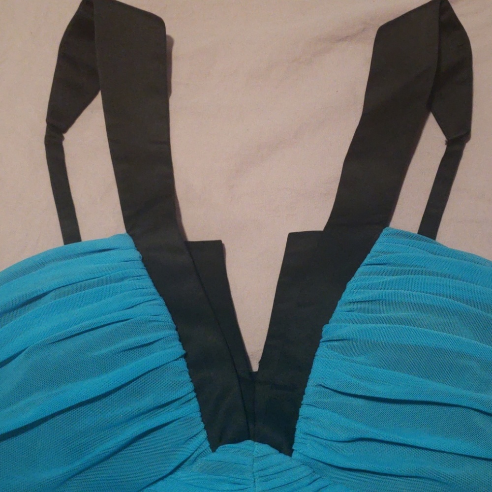 bebe Color Block Mesh Dress - Picture 7 of 8